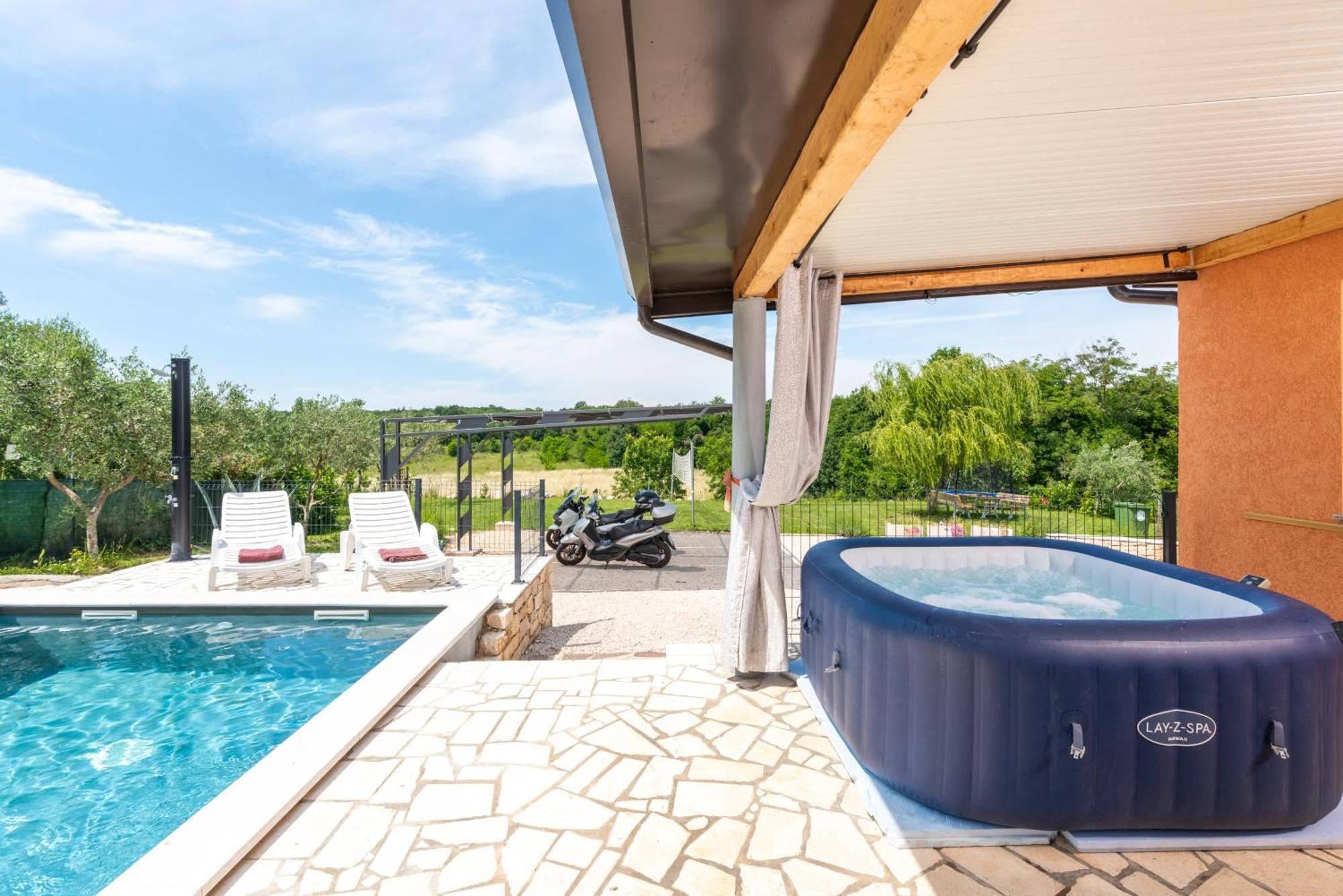 Villa Pendolina With Private Pool 布耶 外观 照片