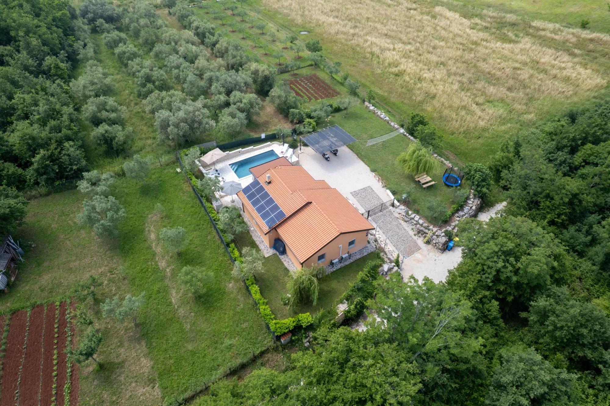 Villa Pendolina With Private Pool 布耶 外观 照片