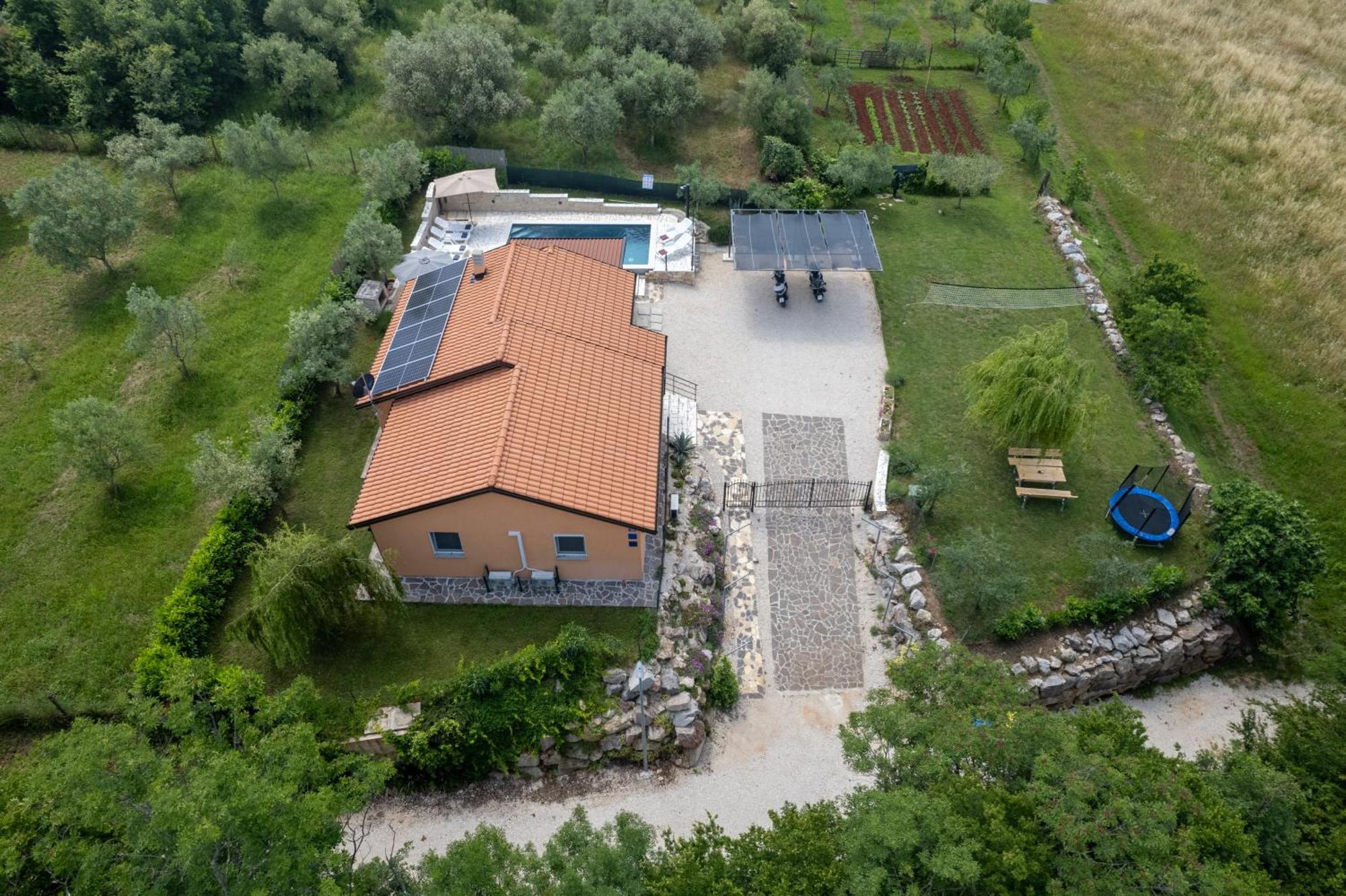 Villa Pendolina With Private Pool 布耶 外观 照片
